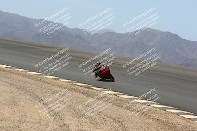 media/Apr-10-2022-SoCal Trackdays (Sun) [[f104b12566]]/Bowl (11am)/